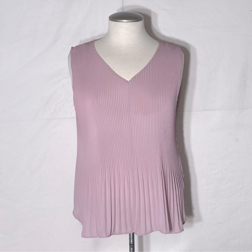 Aritzia Babaton Pleated Pink Sleeveless Top, Size L 🌷